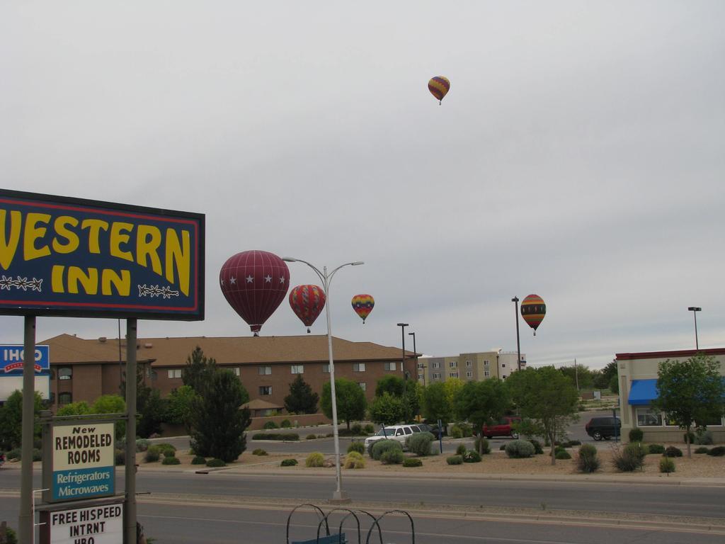 Western Inn Розуэлл Экстерьер фото