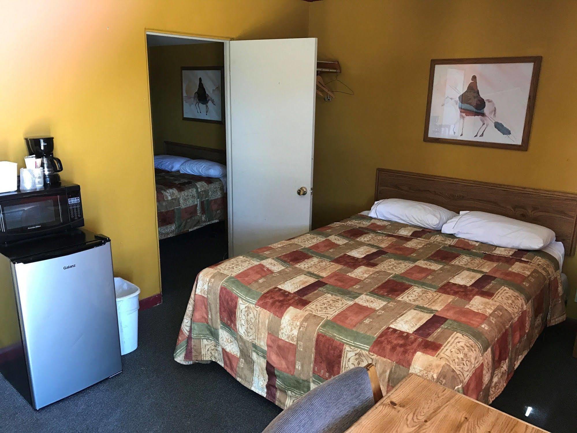 Western Inn Розуэлл Экстерьер фото