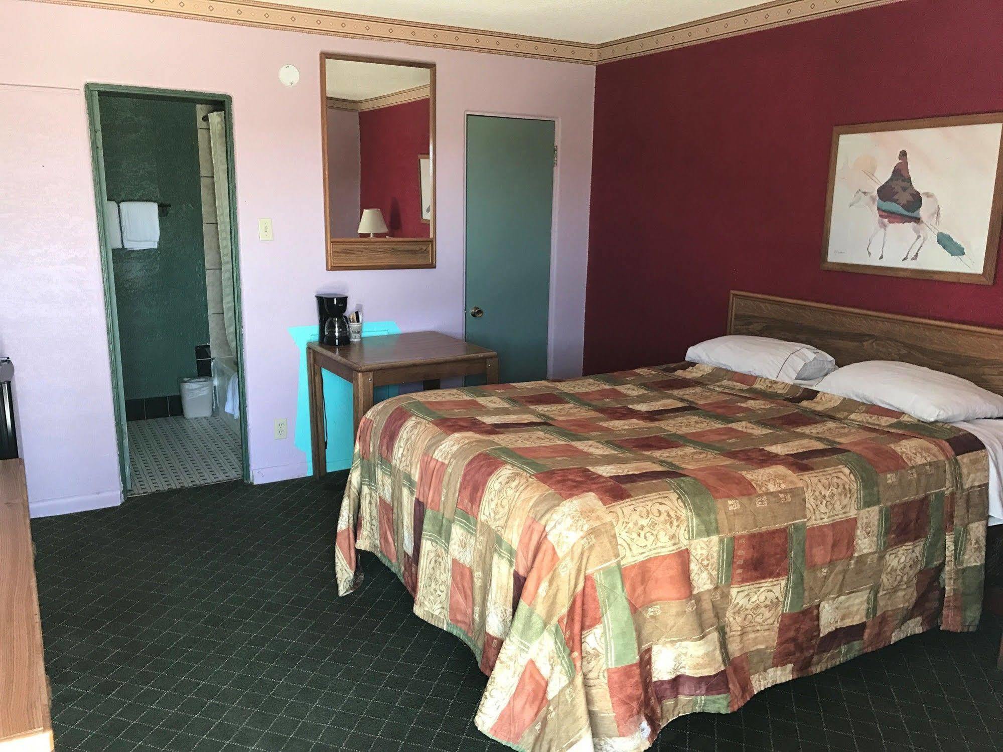 Western Inn Розуэлл Экстерьер фото